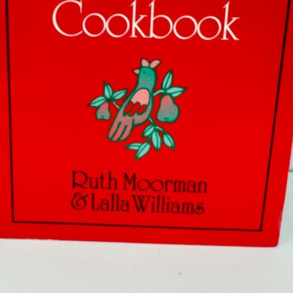 The Twelve Days Of Christmas Cookbook Spiral Bound Holiday Recipes - Picture 2 of 12